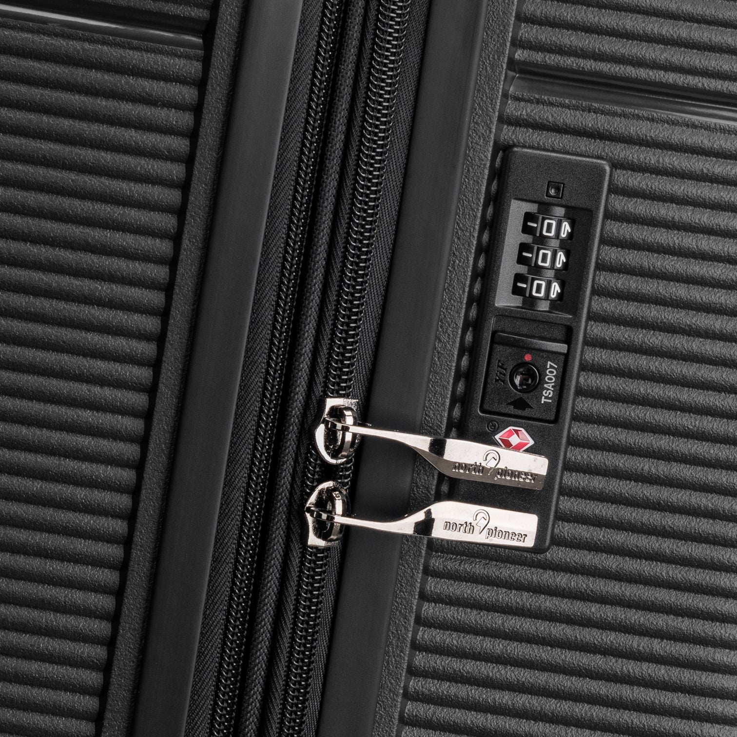 North Pioneer Bergen Mellanstor Resväska 67cm Svart