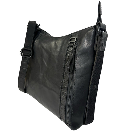 Spikes & Sparrow Lydia Axelremsväska i Skinn Svart