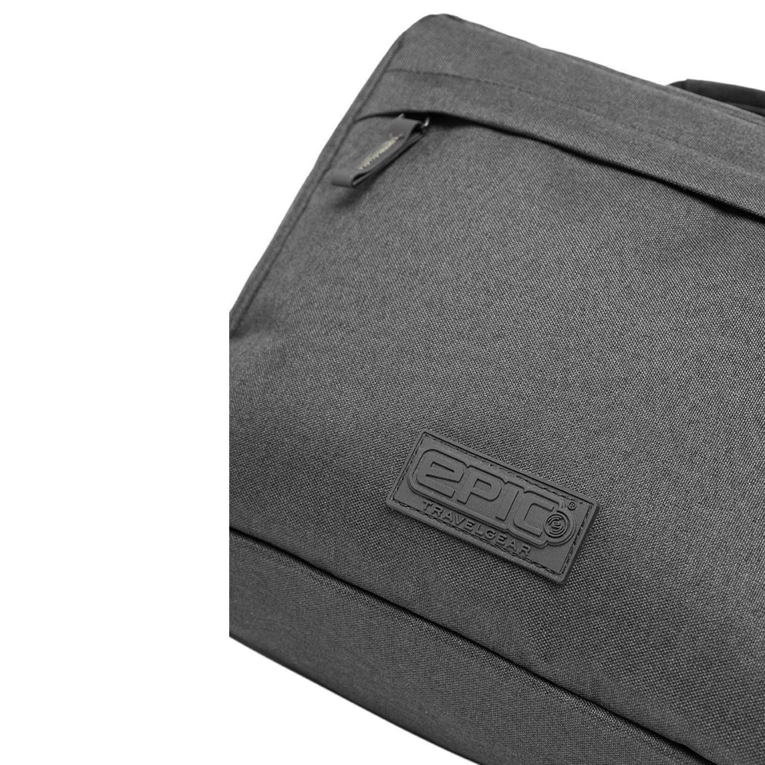 EPIC Essentials Hängnecessär Svart