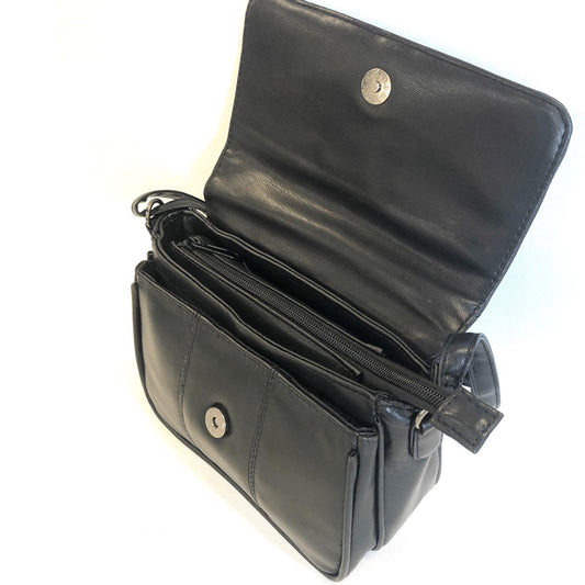 Feel Love Axelremsväska i Skinn Svart