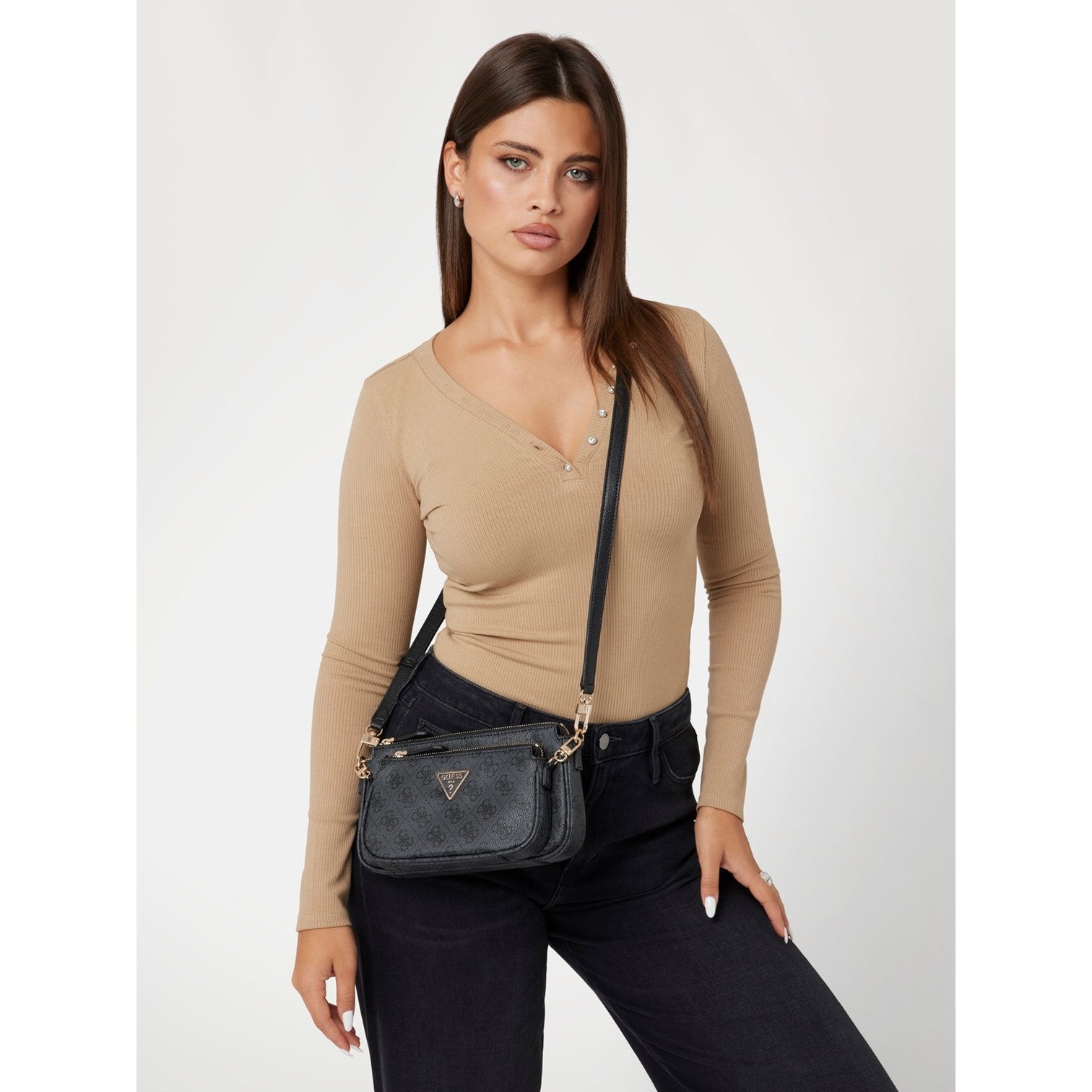 Guess Laurel Axelremsväska 2in1 Svart