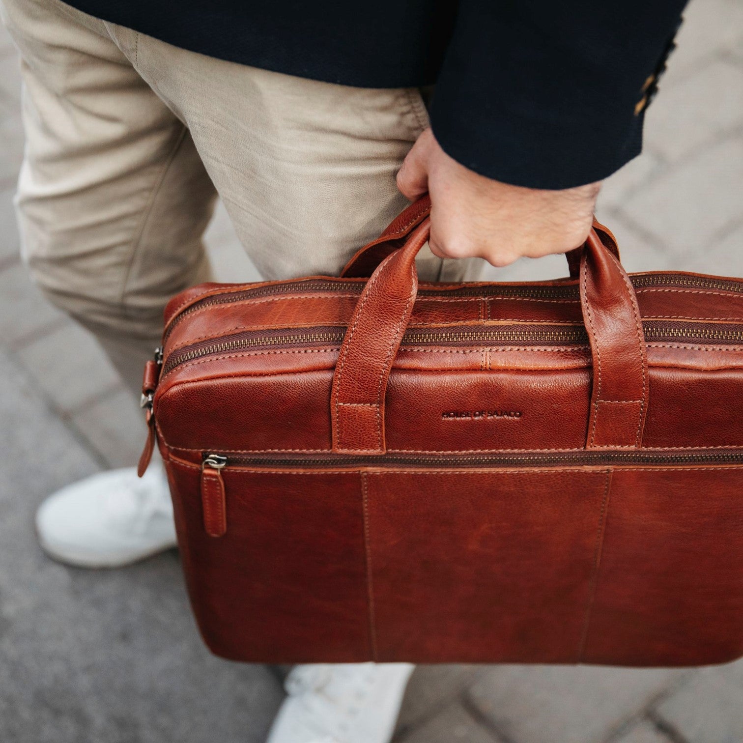 House Of Sajaco Datorportfölj 16" i Skinn Cognac