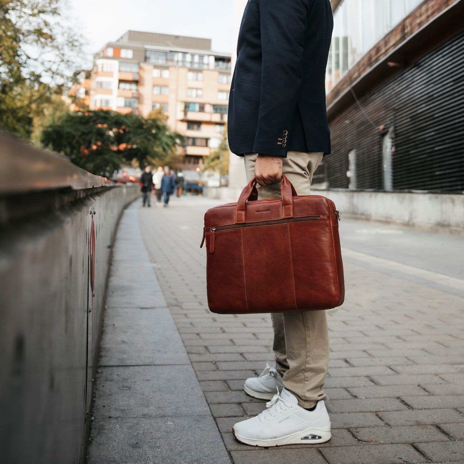 House Of Sajaco Datorportfölj 16" i Skinn Cognac