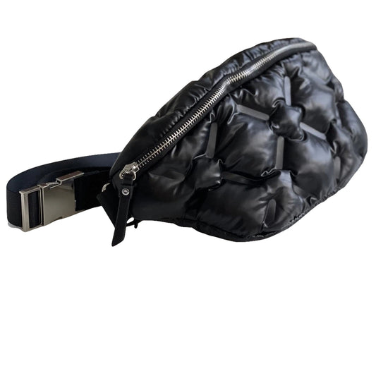 Ulrika Fluffy Midjeväska Svart