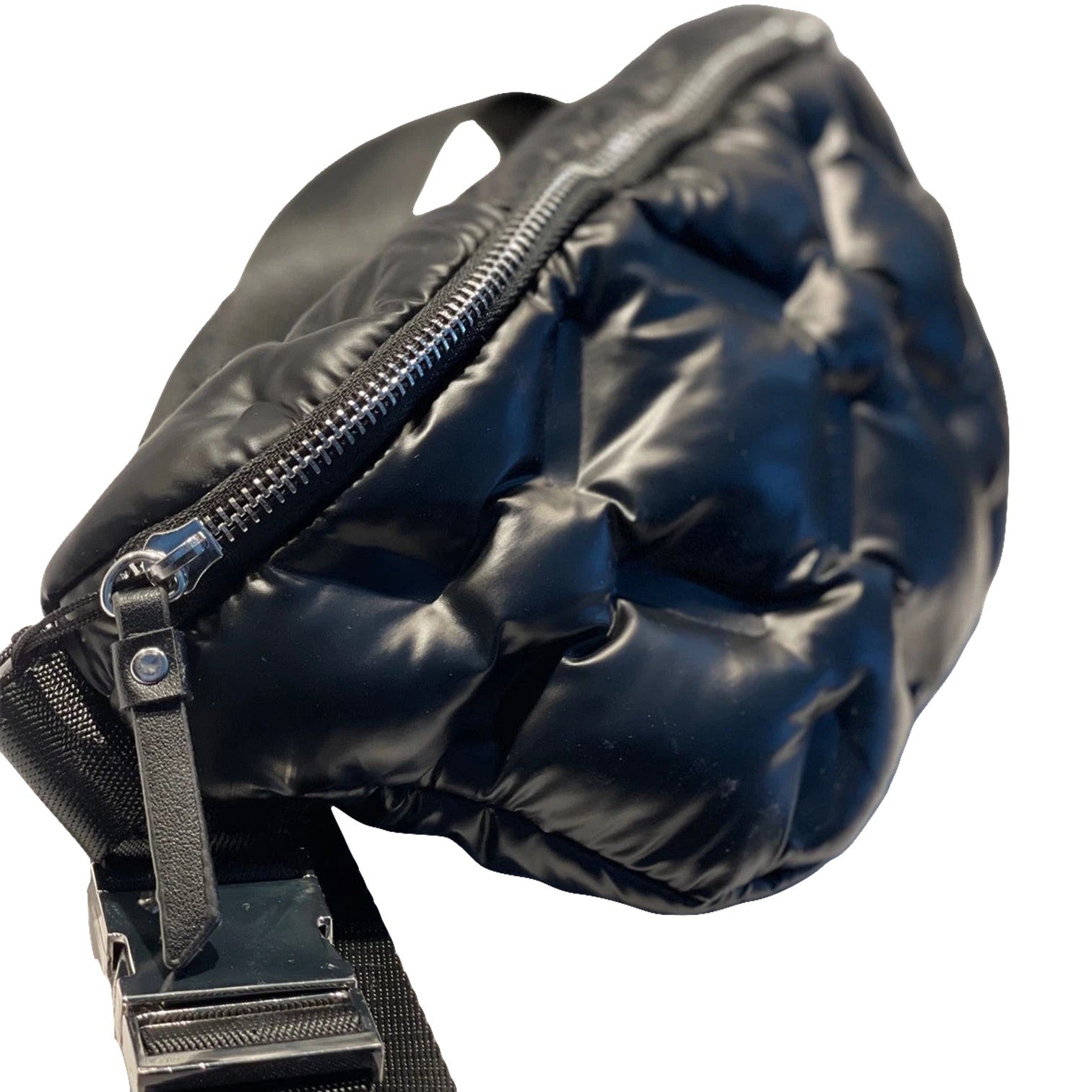 Ulrika Fluffy Midjeväska Svart