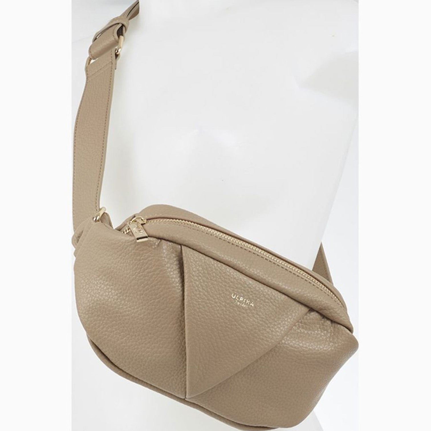 Ulrika Dollar Belt Bag Taupe